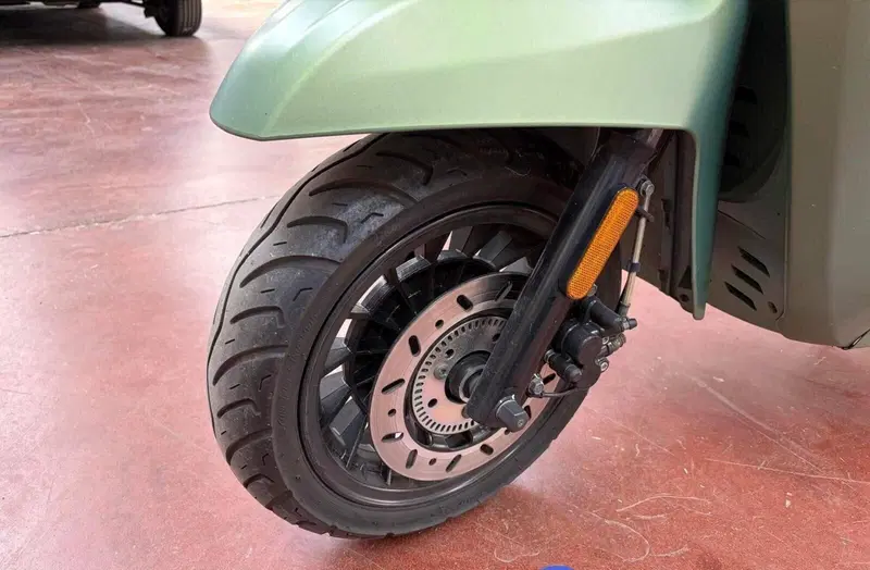 Lambretta V200 Special (2021 - 26) (3)