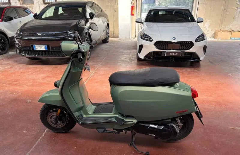 Lambretta V200 Special (2021 - 26) (5)