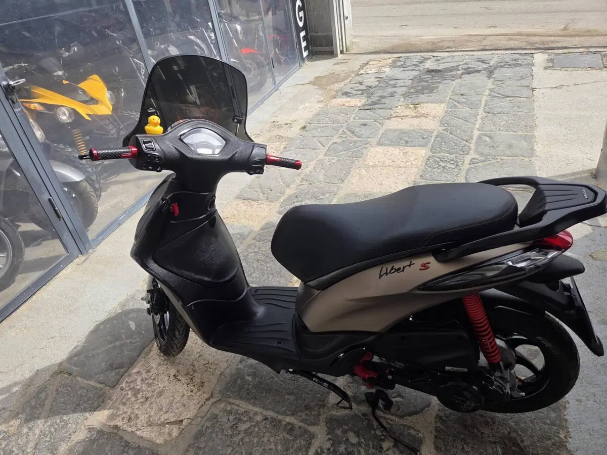 Piaggio Liberty S 50 4T (2020) (10)