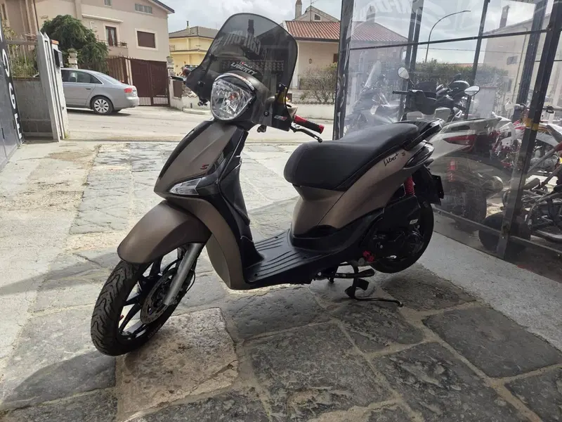 Piaggio Liberty S 50 4T (2020) (7)