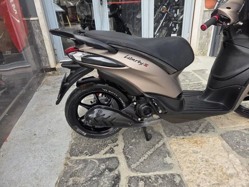 Piaggio Liberty S 50 4T (2020) (5)