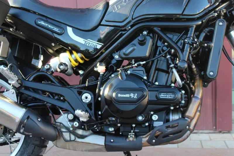 Benelli Leoncino 500 Trail (2021 - 26) (9)