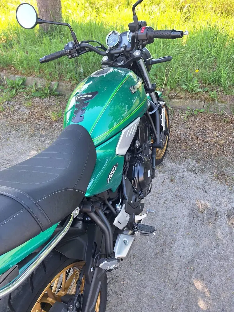 Kawasaki Z 650 RS (2022 - 24) (11)