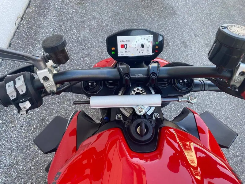 Ducati Streetfighter V2 (2022 - 24) (5)