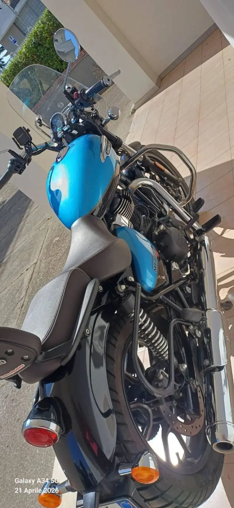 Royal Enfield Meteor 350 (2021 - 26) (9)