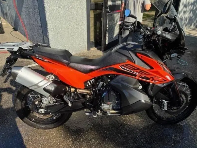 KTM 890 Adventure R (2021) (2)