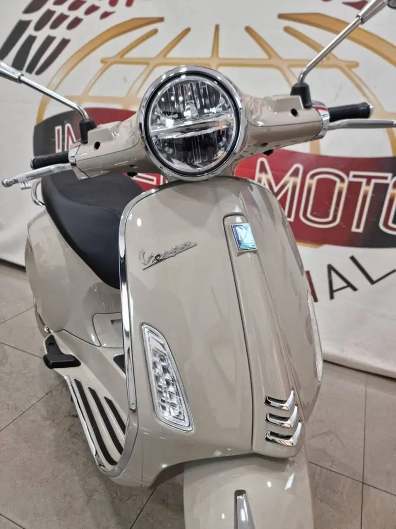 Vespa Primavera 125 (2026) (4)