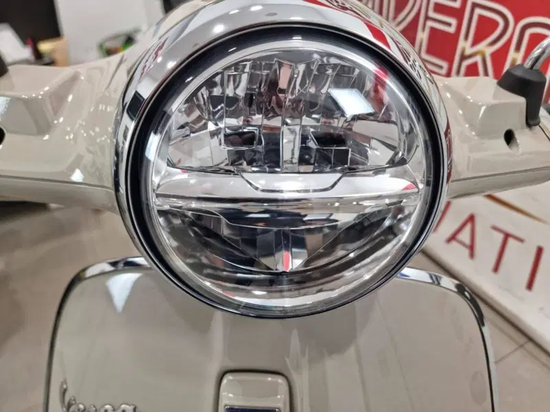 Vespa Primavera 125 (2026) (5)