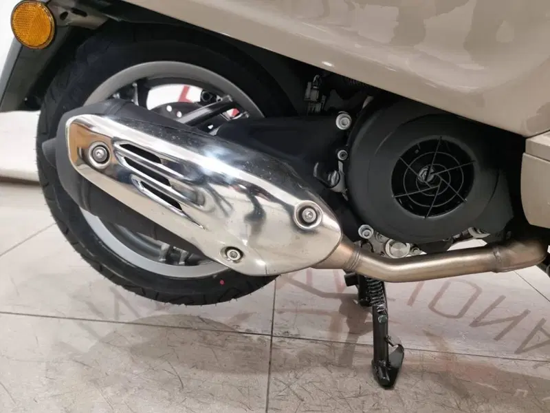 Vespa Primavera 125 (2026) (8)