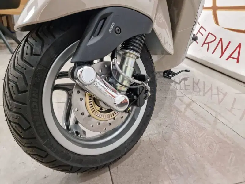 Vespa Primavera 125 (2026) (12)