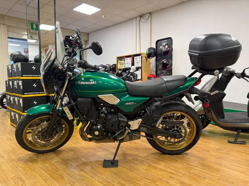 Kawasaki Z 650 RS (2022 - 24) (3)