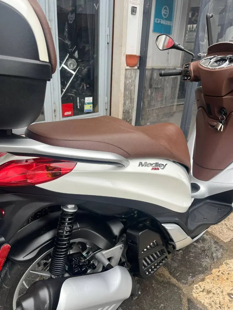 Piaggio Medley 150 ABS (2016 - 19) (3)