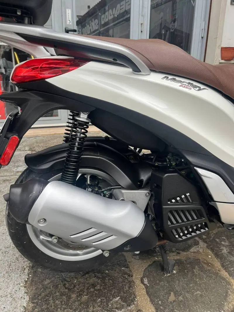 Piaggio Medley 150 ABS (2016 - 19) (4)