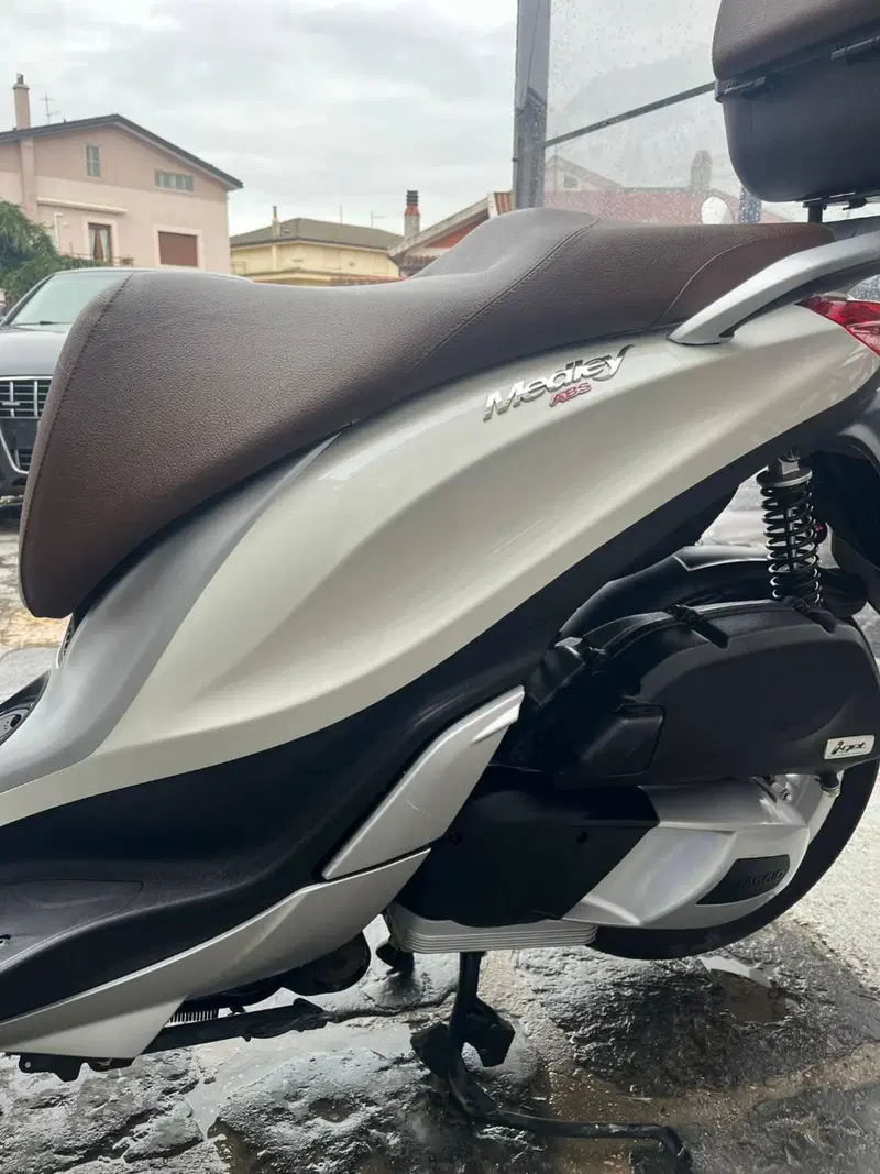 Piaggio Medley 150 ABS (2016 - 19) (10)