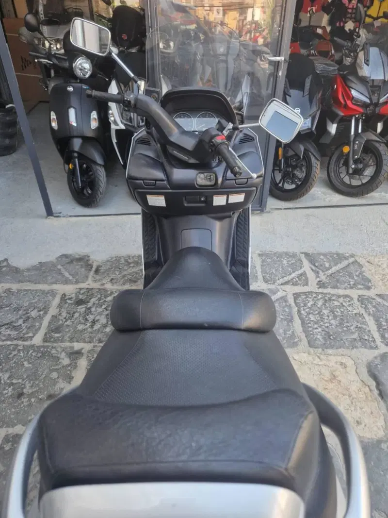 Suzuki Burgman AN 400 (2001 - 02) (8)