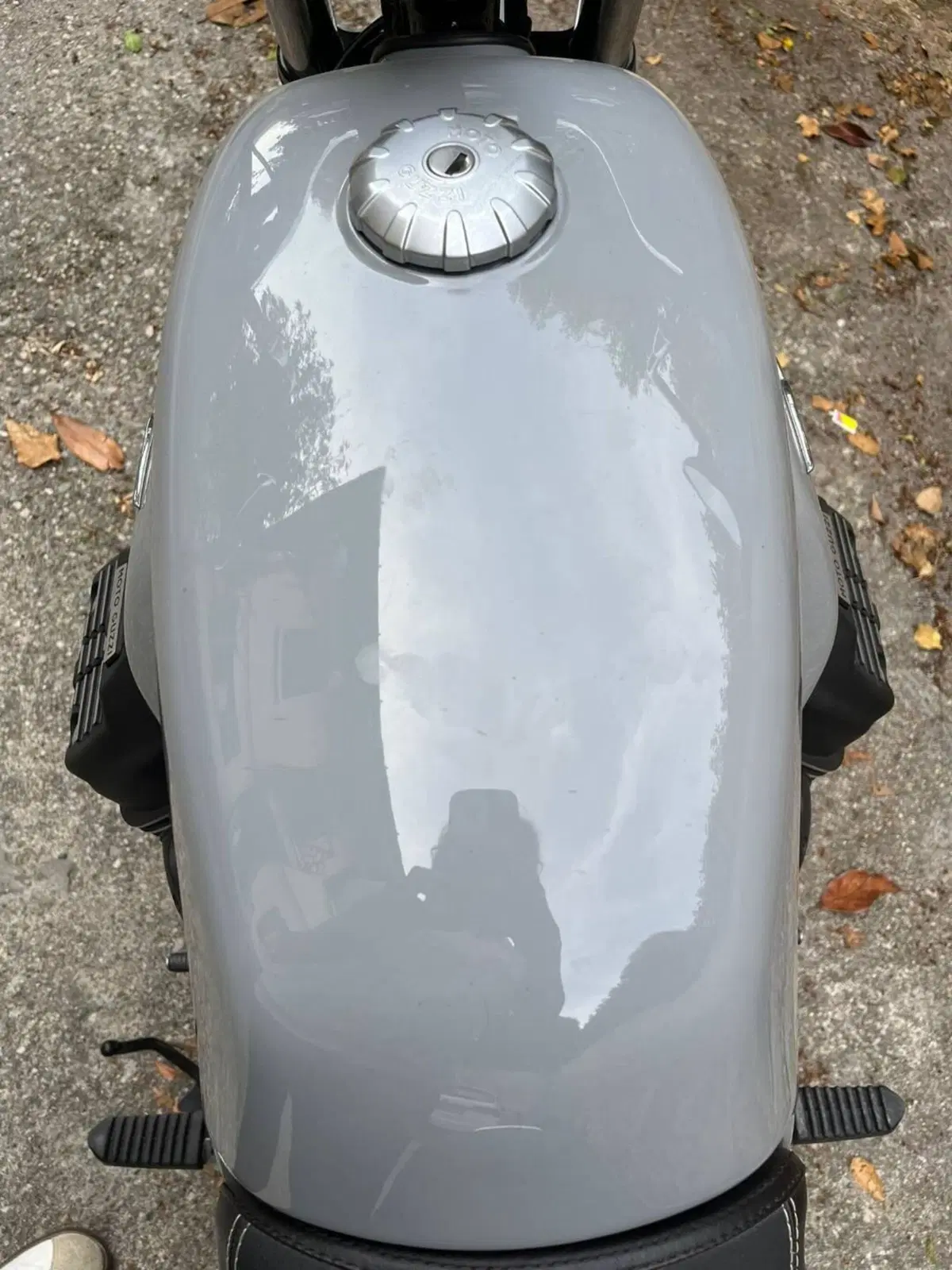 Moto Guzzi V7 III Milano (2018 - 20) (4)