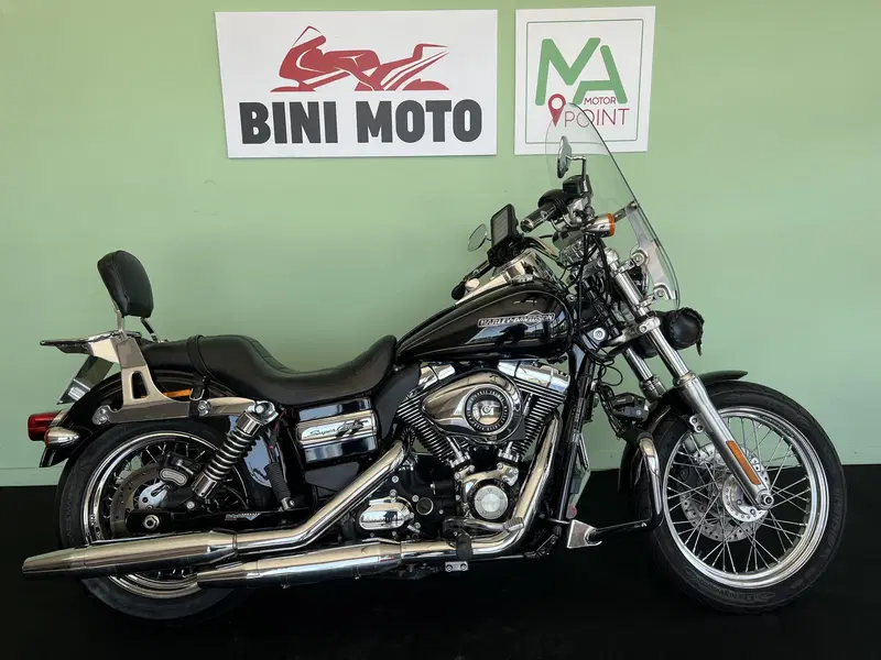 Harley-Davidson 1584 Super Glide Custom (2008 - 13) - FXDC