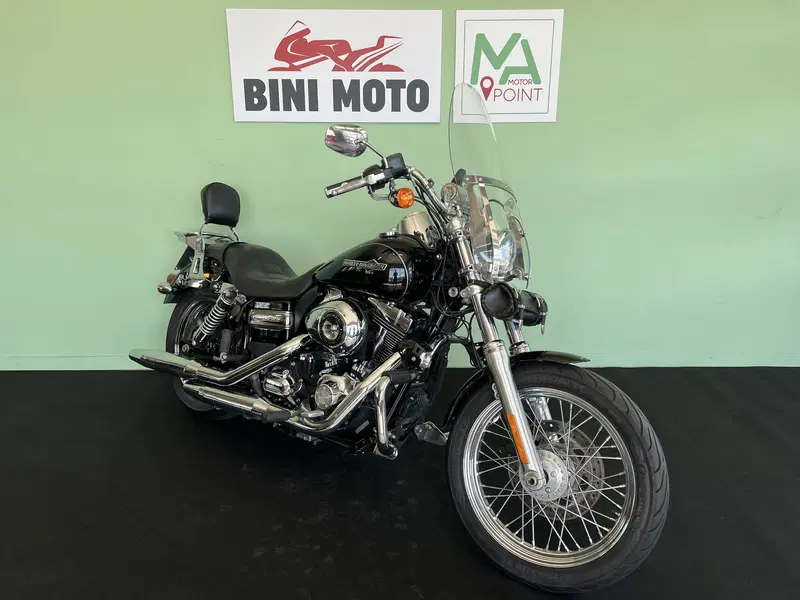 Harley-Davidson 1584 Super Glide Custom (2008 - 13) - FXDC (2)