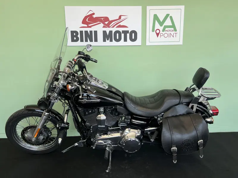 Harley-Davidson 1584 Super Glide Custom (2008 - 13) - FXDC (5)