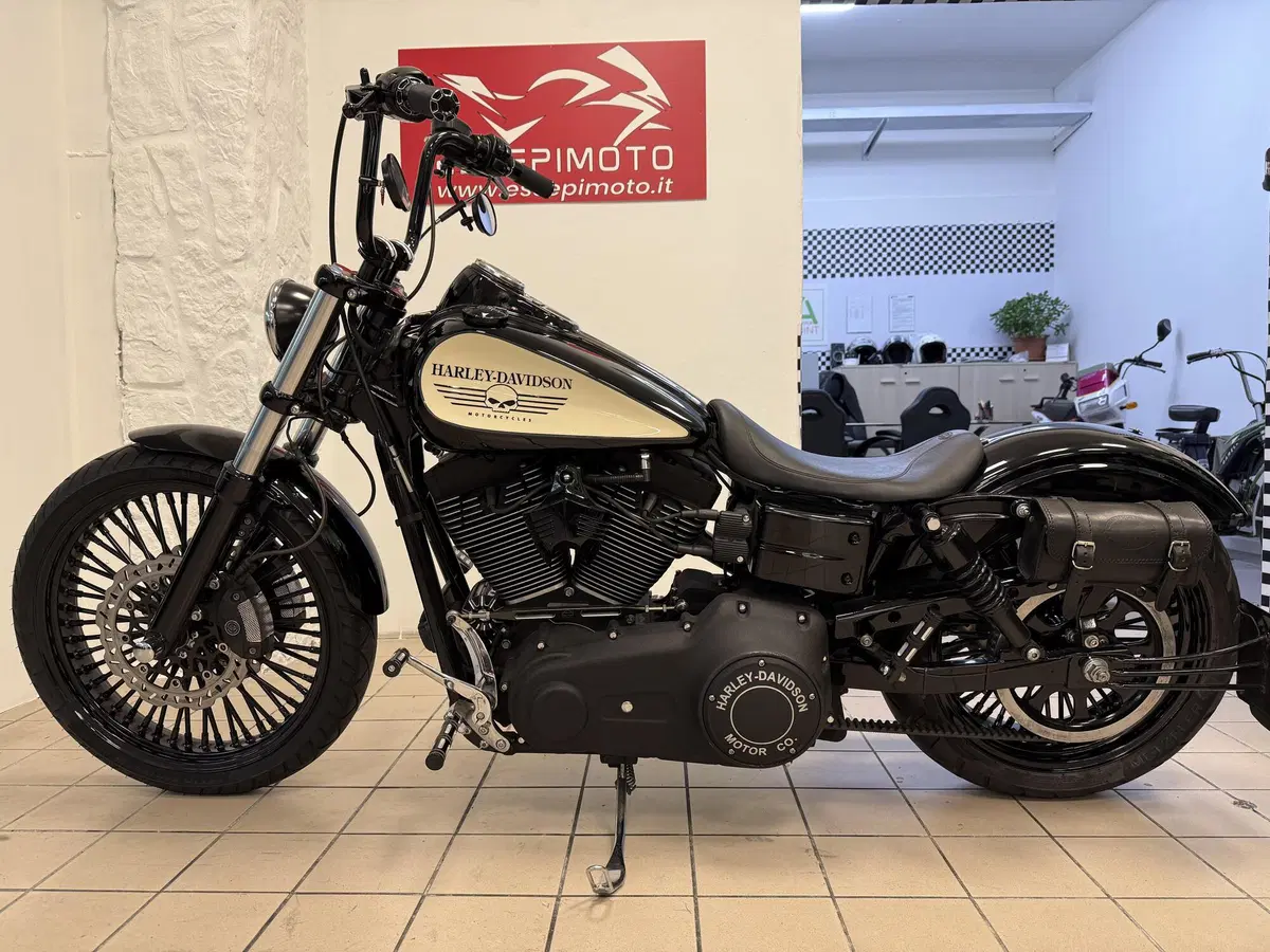 Harley-Davidson 1450 Street Bob (2006 - 07) - FXDB (2)