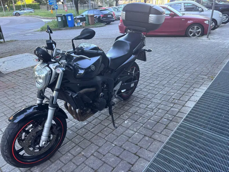 Yamaha FZ6 (2004 - 07) (2)