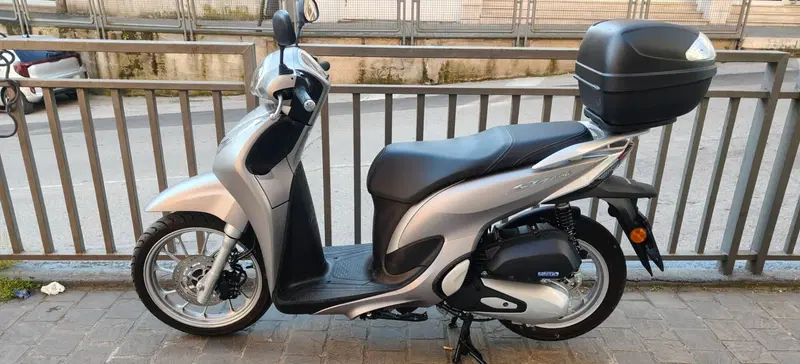 Honda SH 125 Mode (2024 - 26) (4)