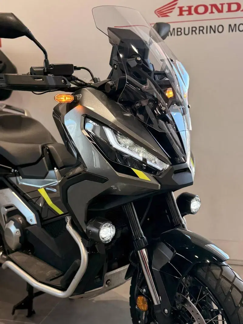 Honda X-ADV 750 DCT (2021 - 24) (2)