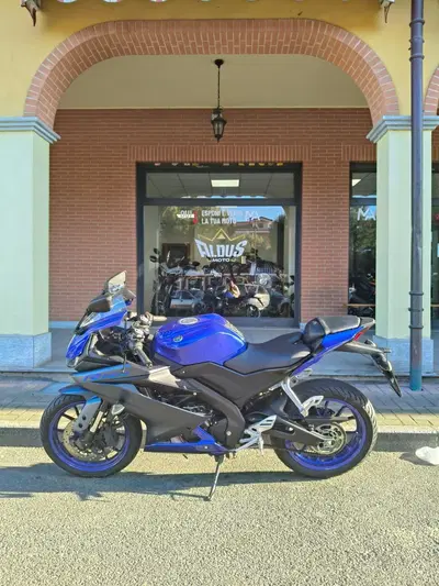 Yamaha YZF R125 (2023 - 26) usata