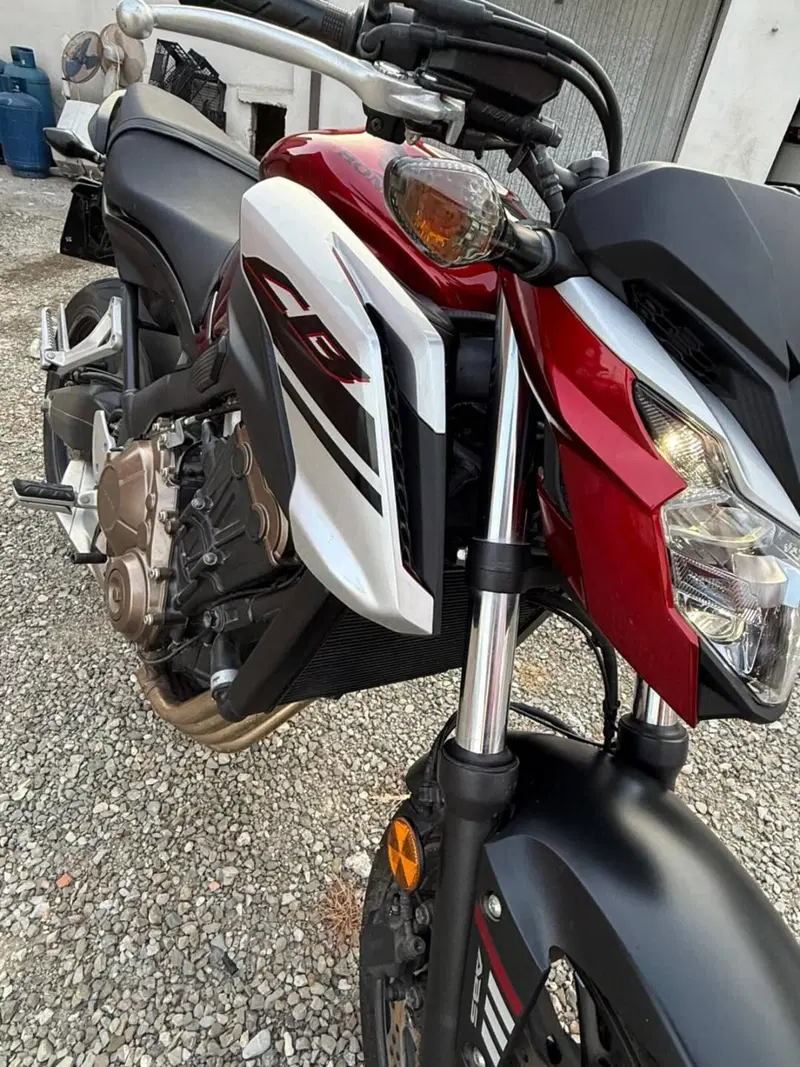 Honda CB 650 F (2017 - 18) (4)