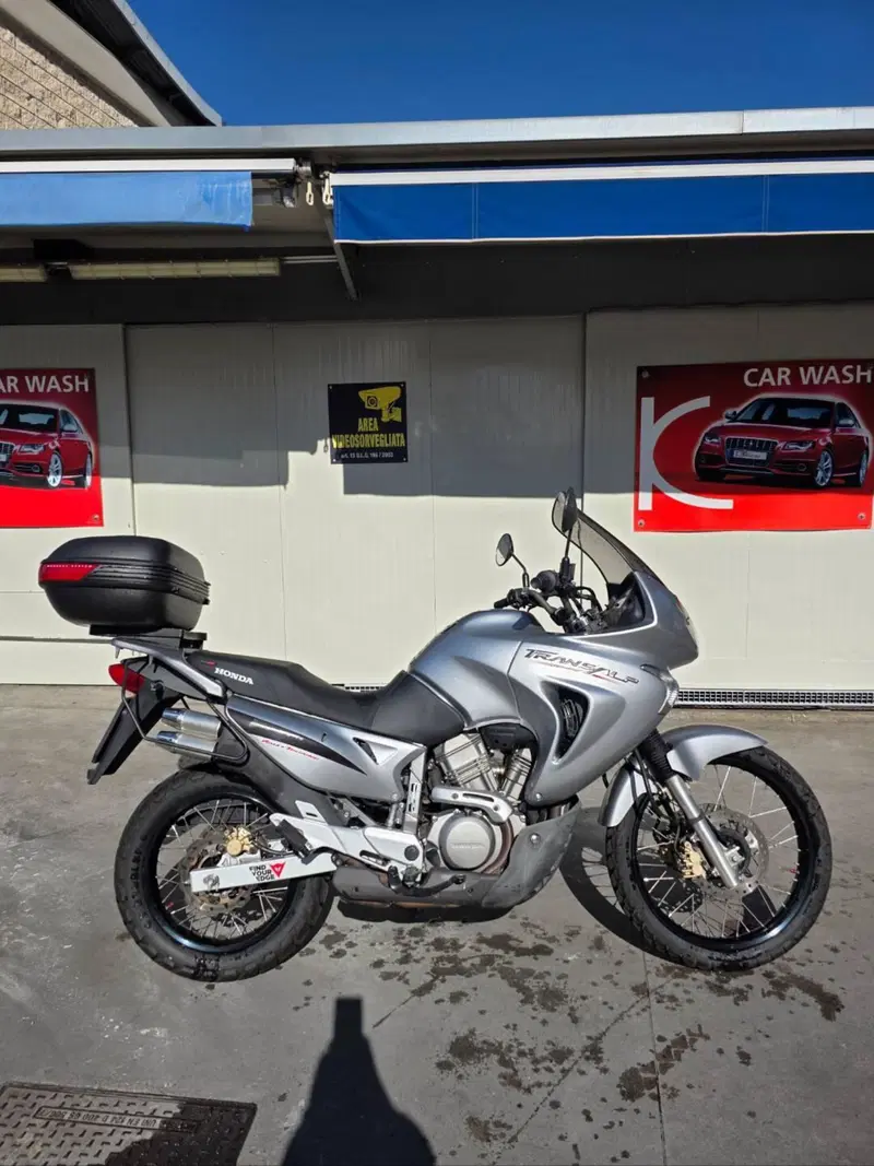 Honda Transalp XL 650V (2005 - 06) (8)