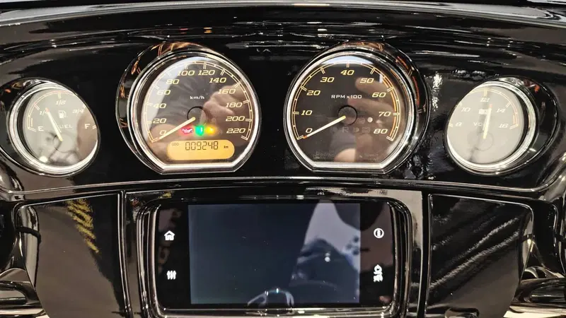 Harley-Davidson Street Glide Special (2021 - 23) (14)