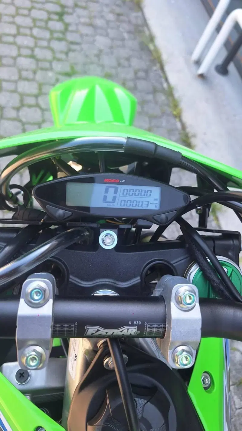 Kawasaki KX 300 X (2024) (2)