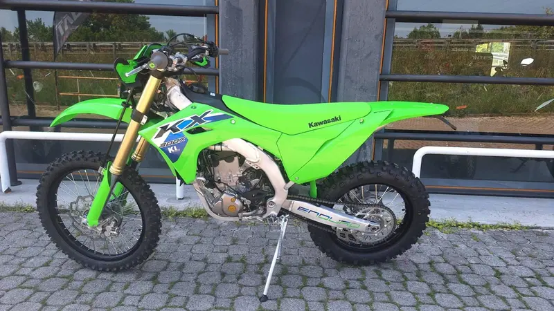 Kawasaki KX 300 X (2024) (4)