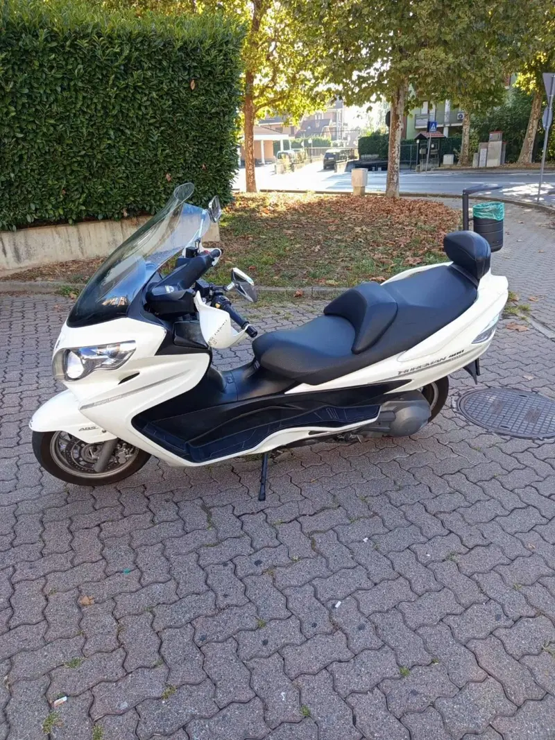Suzuki Burgman AN 400 ABS (2010 - 13) (3)