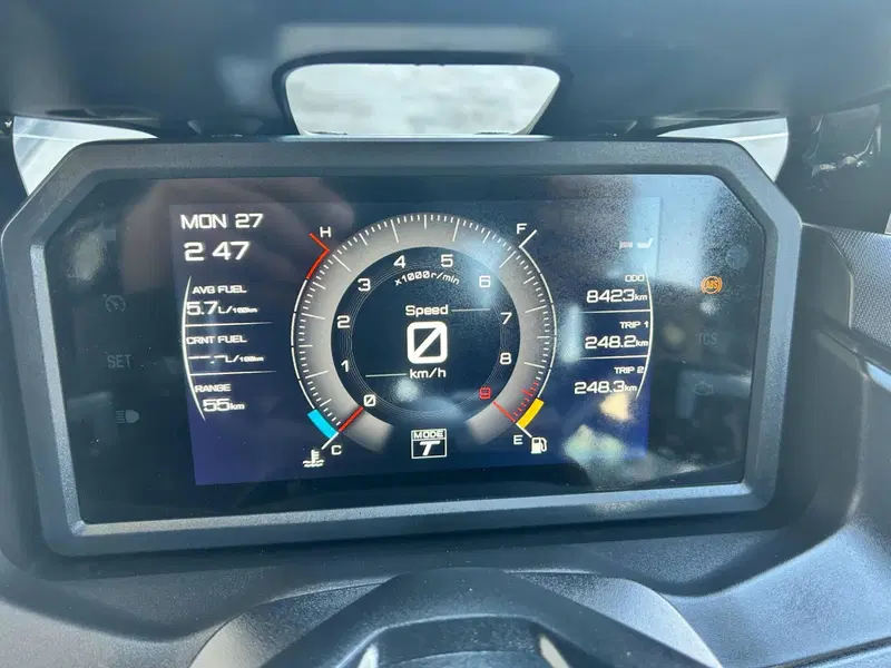 Yamaha T-Max 560 Tech Max (2022 - 24) (7)