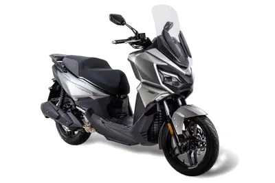SYM lancia il nuovo Joyride 300 MY 2026, mai cos&igrave; completo [GALLERY]