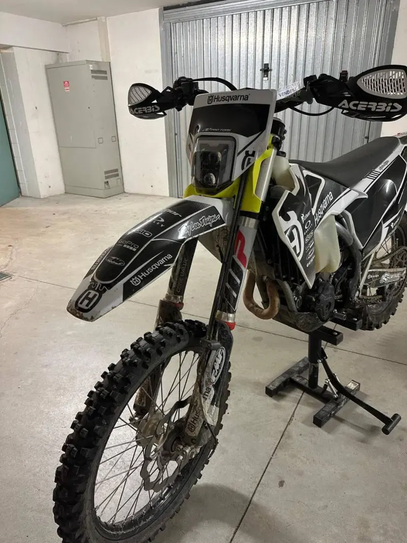 Husqvarna FE 250 (2021) (2)