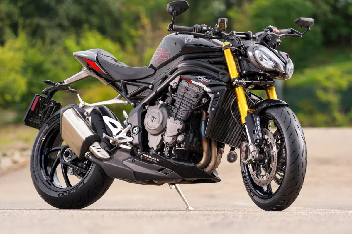Metzeler Sportec 01 - 01 RS: Dalla strada alla pista [VIDEO] (13)