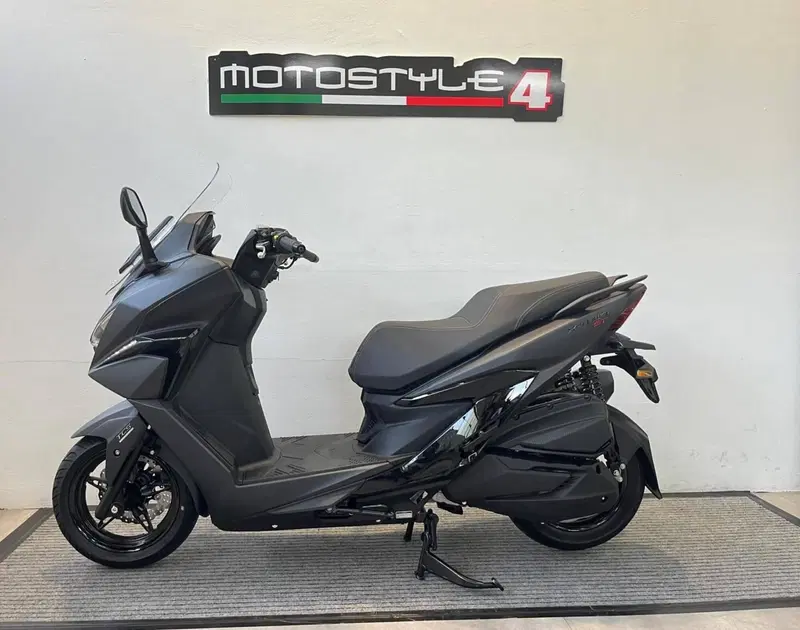 Kymco X-Town 250ST (2026) (2)