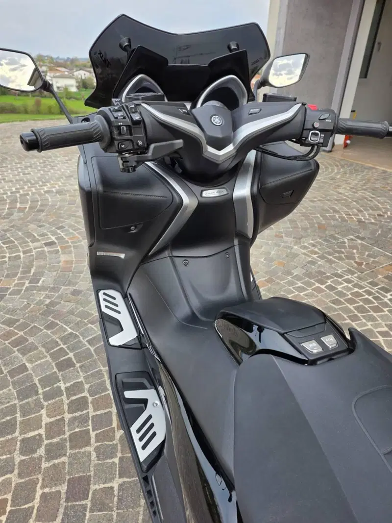 Yamaha T-Max 530 DX (2017 - 19) (5)