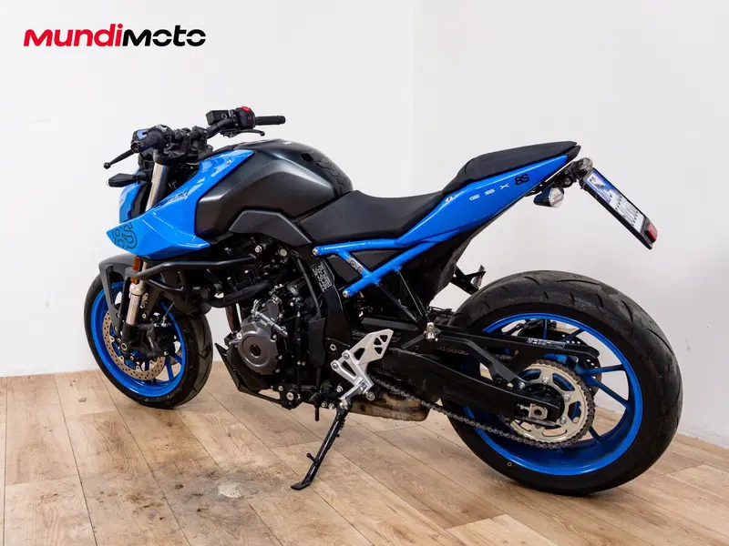 Suzuki GSX-8S (2025 - 26) (7)