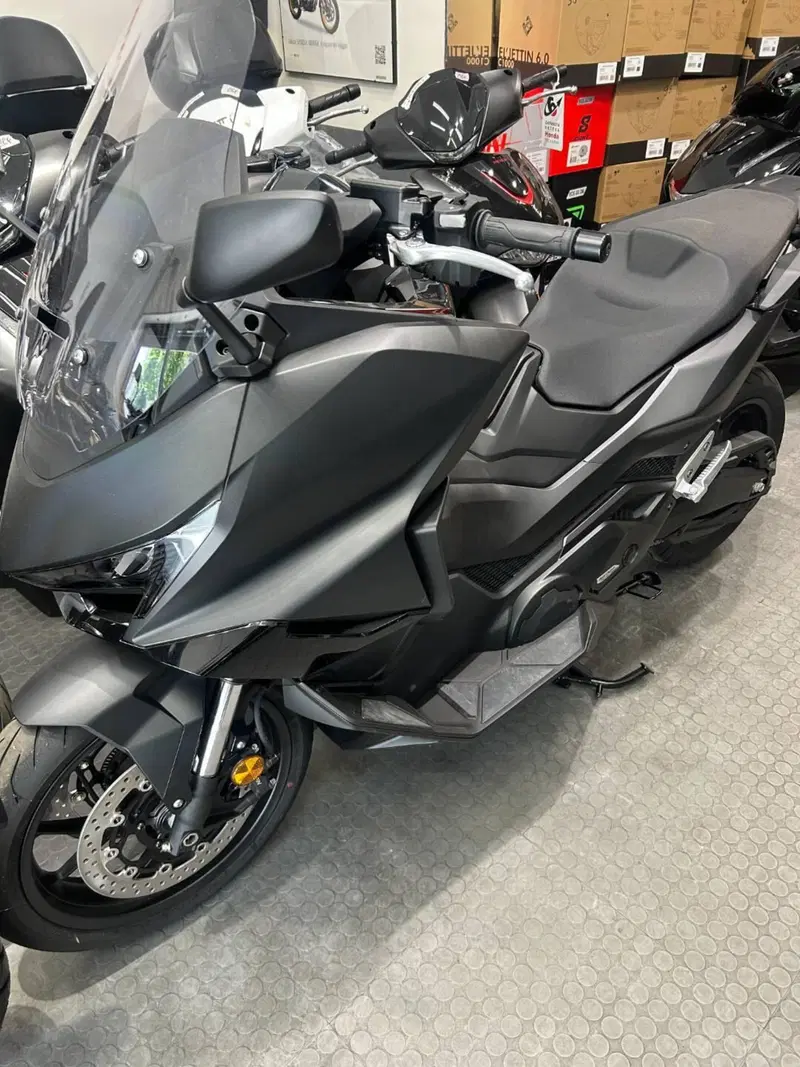 Honda Forza 750 (2025 - 26)