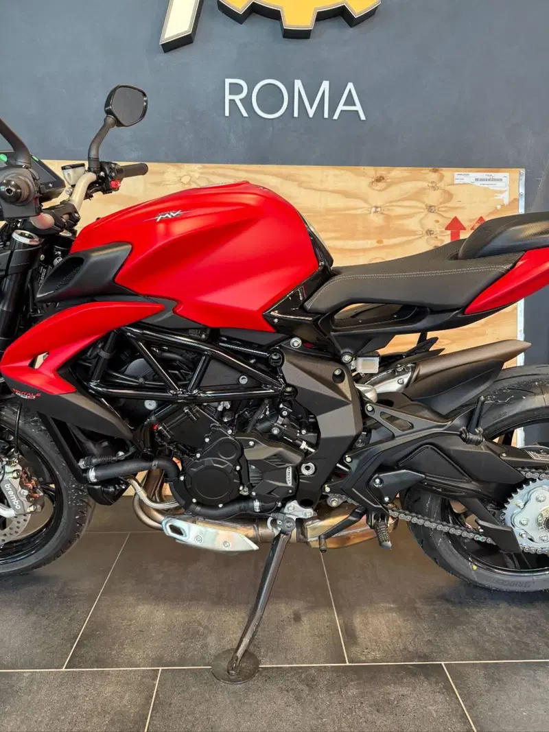 MV Agusta Brutale 800 (2026) (4)