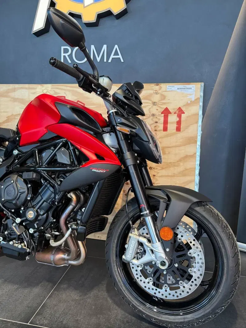 MV Agusta Brutale 800 (2026) (9)