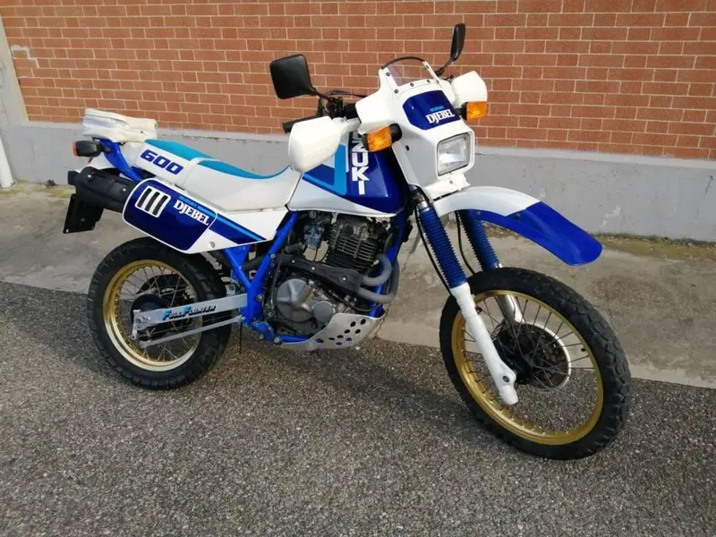 Suzuki DR 600 S (1985 - 90) (2)