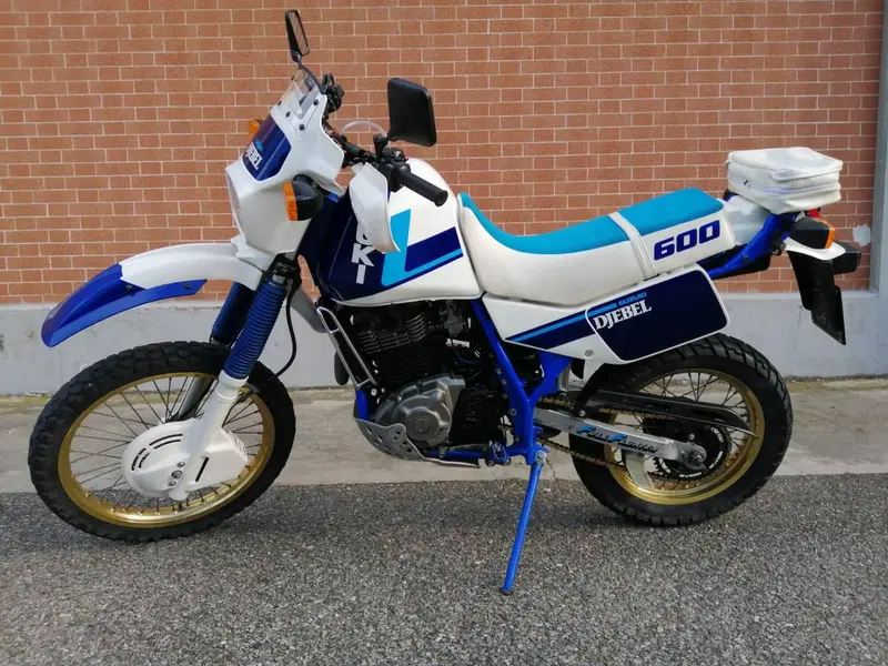 Suzuki DR 600 S (1985 - 90) (3)