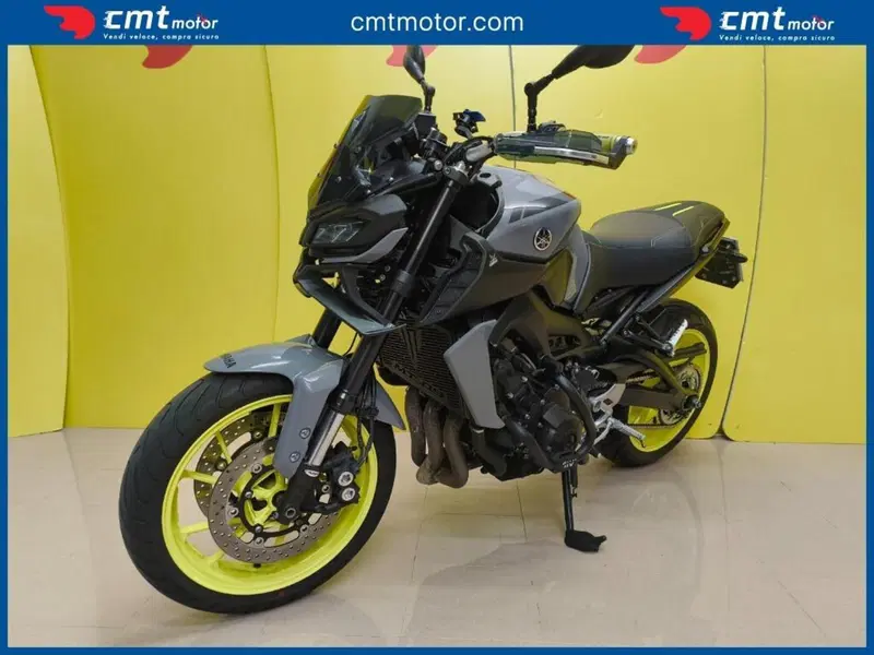 Yamaha MT-09 (2017 - 20) (2)