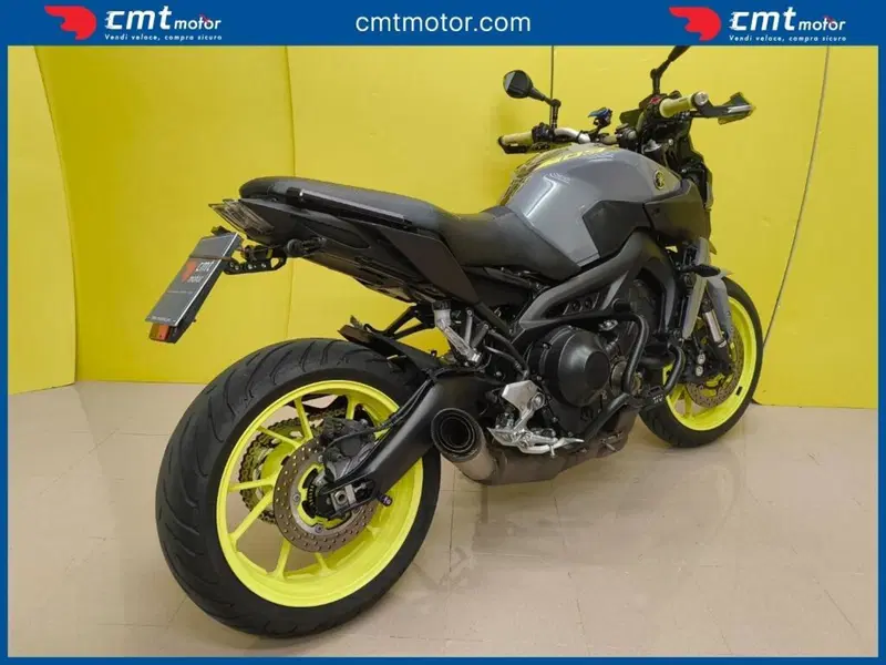 Yamaha MT-09 (2017 - 20) (4)
