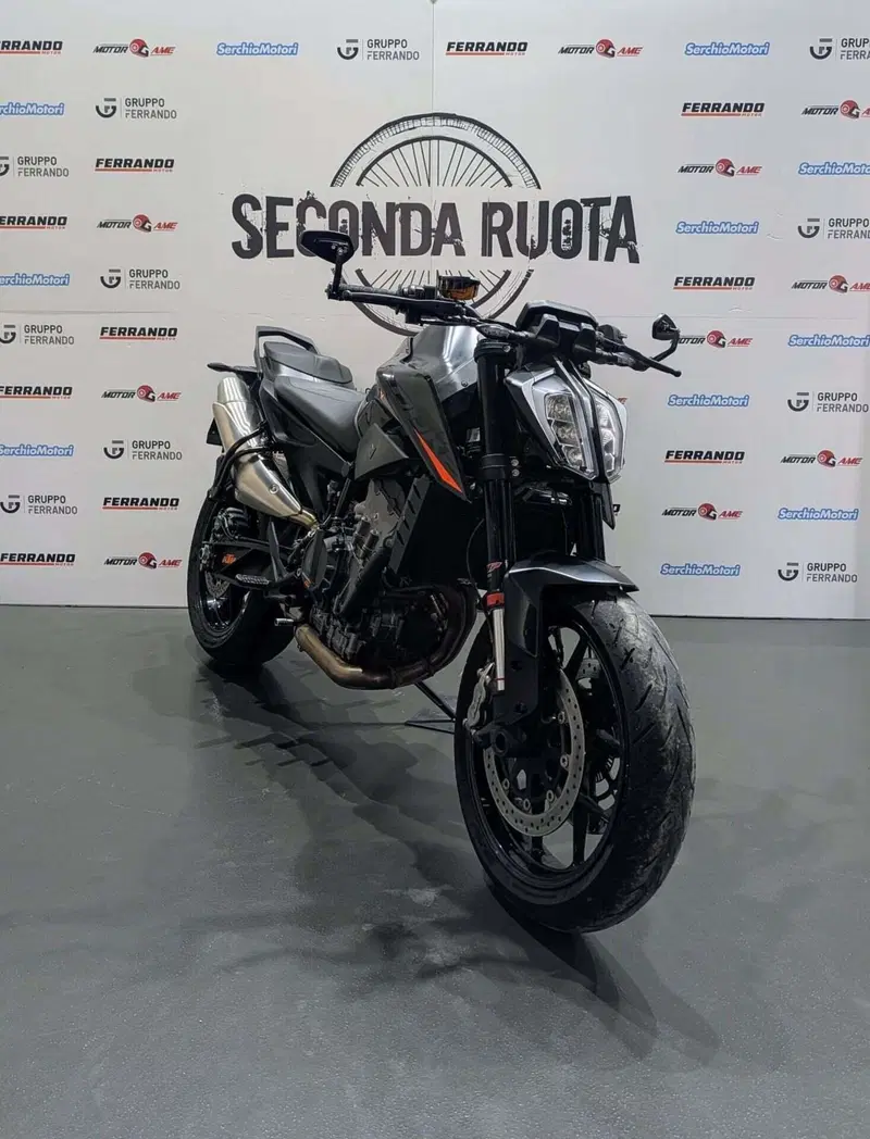 KTM 890 Duke (2021 - 23) (2)