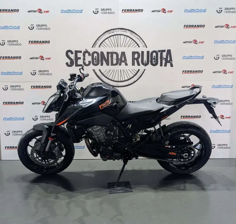 KTM 890 Duke (2021 - 23) (5)